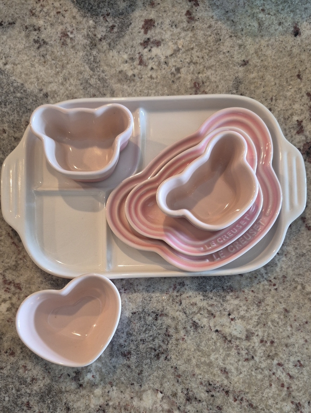 Le Creuset Blush Pink Stoneware Heart & Bear Ramekin Set